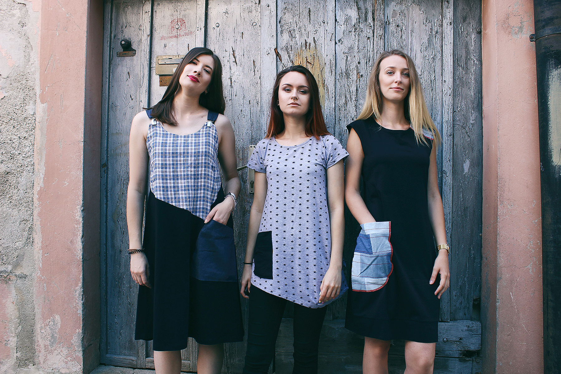 0f0e441a50b14c7ad92407dda21b9528.jpg?v=2