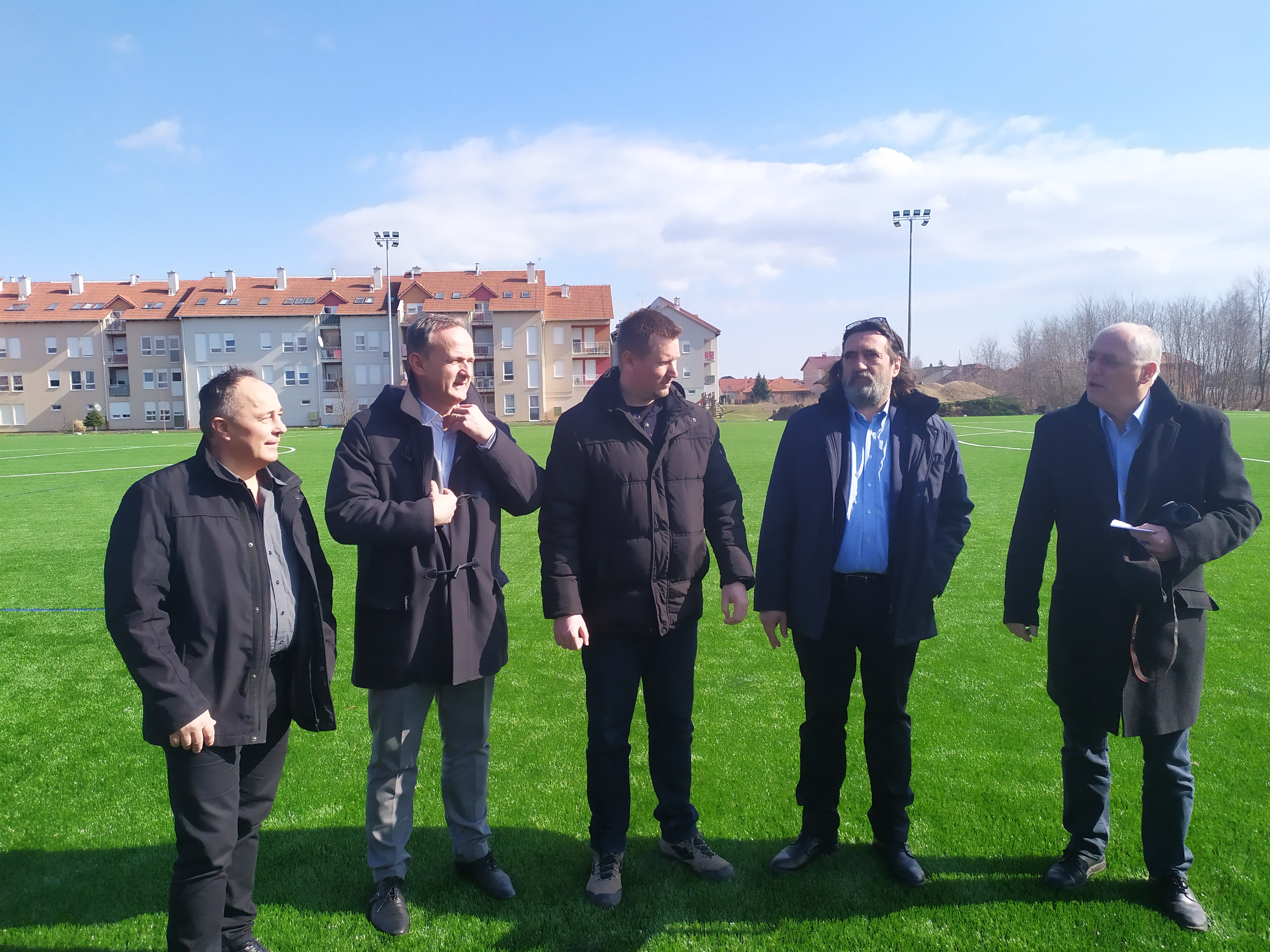 19fd24f7aa61c47e8e5759484bfc9141.jpg?v=2