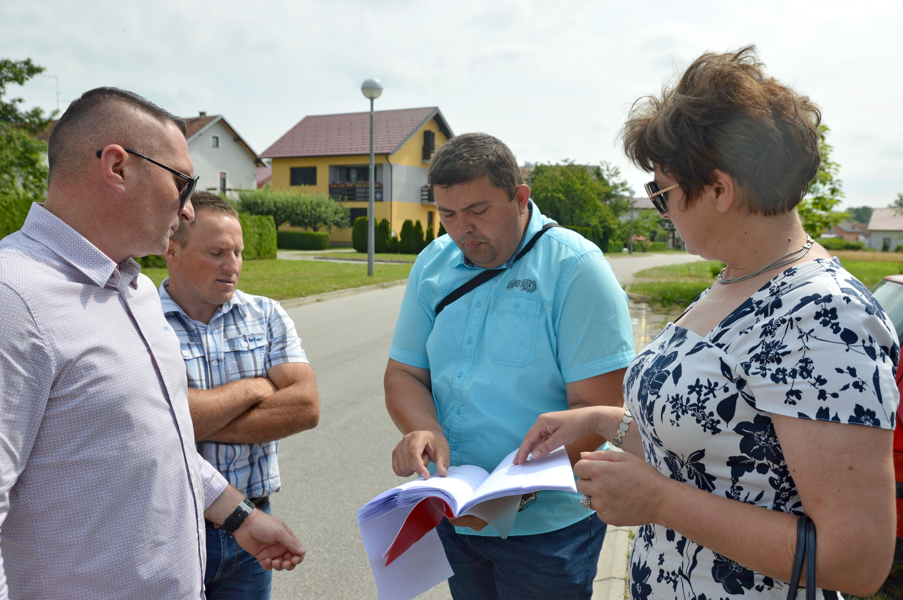 2349fa3a9b923a62c6987e63f8a1b42e.jpg?v=2