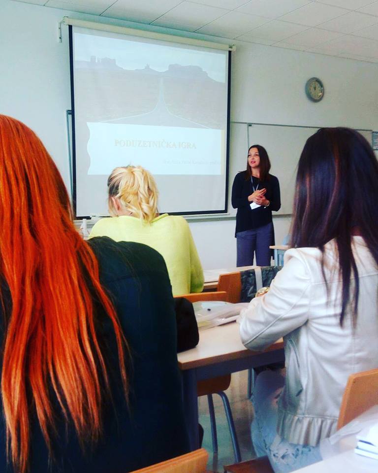 306cd28911d38ec668eaad13b6da3c32.jpg?v=2