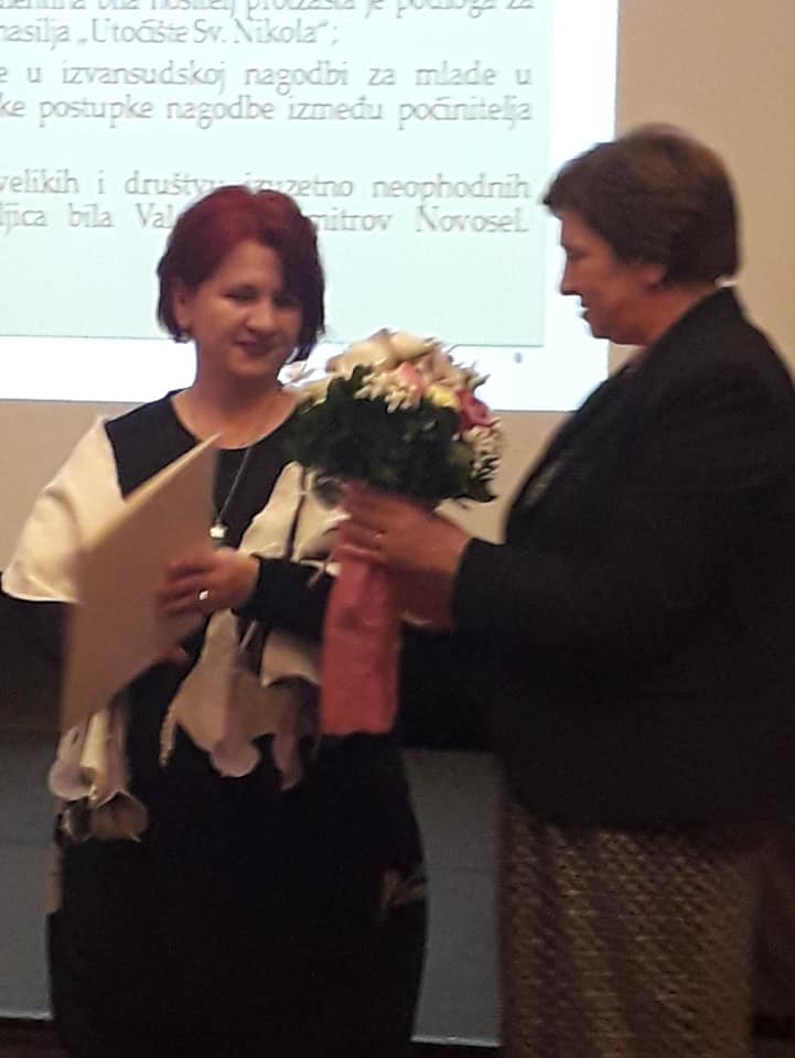 796699c8025f764c312c15db2733204e.jpg?v=2