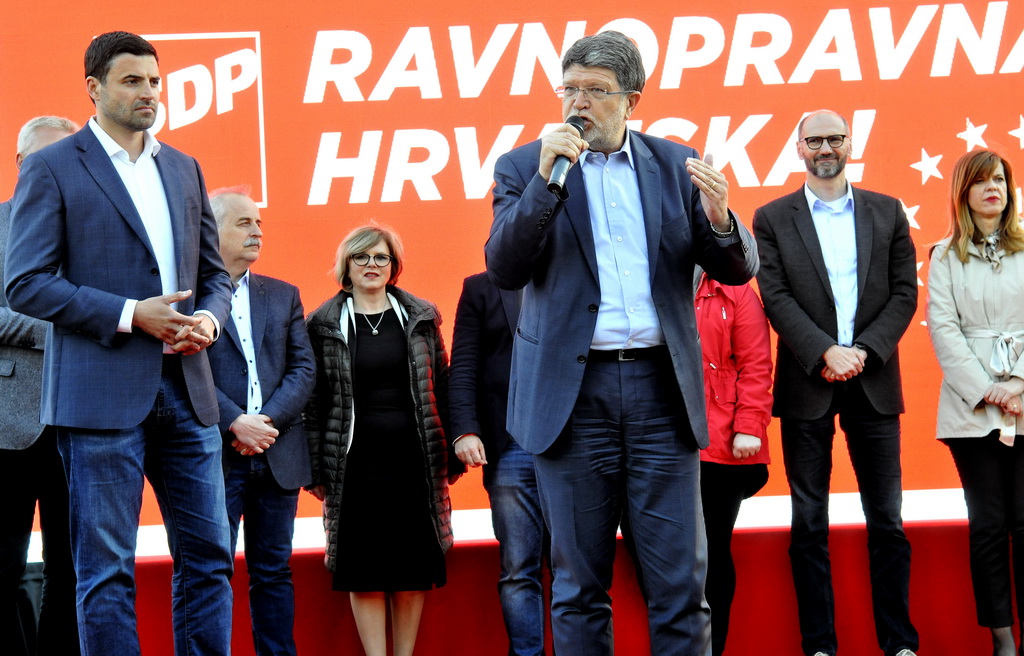 7f9cdbf12444283db9ba0c42a47f3757.jpg?v=2