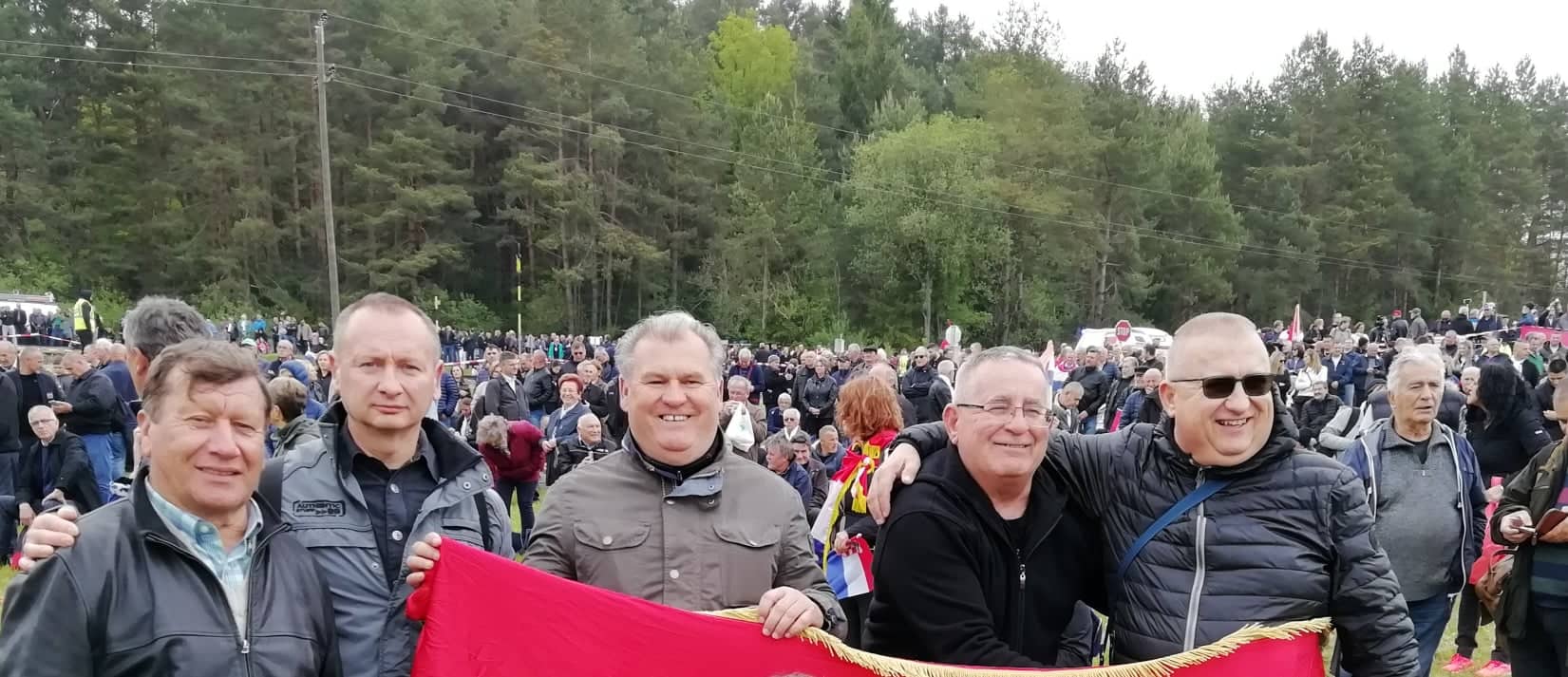 958c9a1ba7a5ae5a094ab74119f99635.jpg?v=2