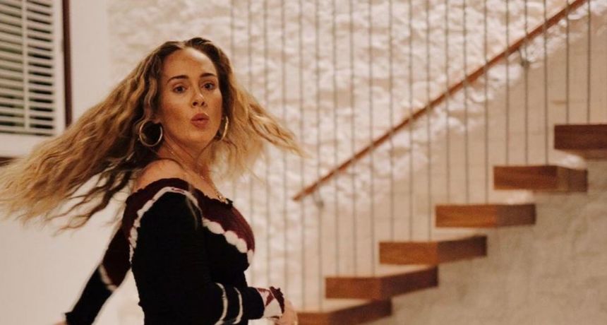 Mjesecima se skrivala i dodatno mršavila: Adele povodom rođendana objavila nove fotografije