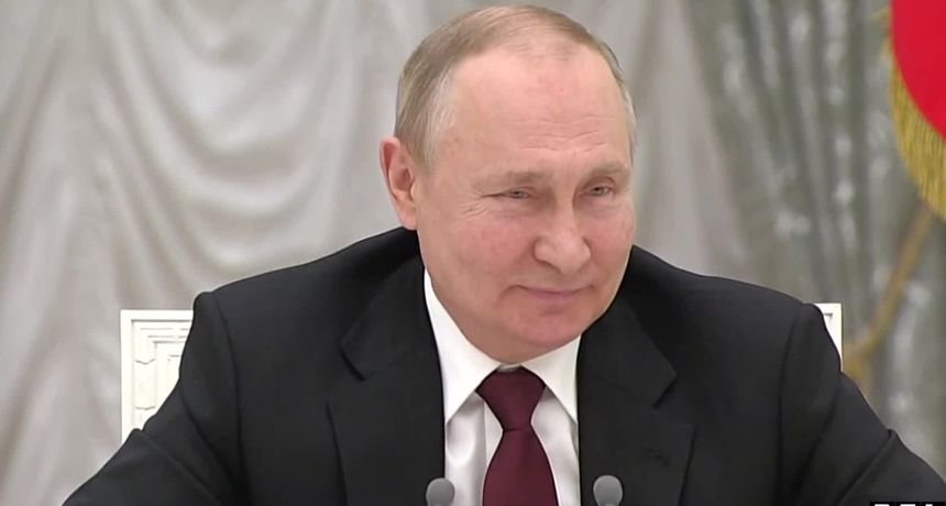 Obavještajni izvori bliski Kremlju tvrde: Putin pati od mentalnog poremećaja izazvanog demencijom ili Parkinsonom