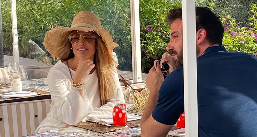Jennifer Lopez i Ben Affleck stigli u Italiju: Prekrasni prošetali Caprijem držeći se za ruke