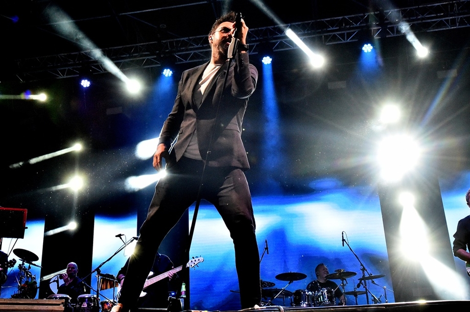FOTO&VIDEO Petar Grašo publici priredio večer za pamćenje, pjevao se hit do hita