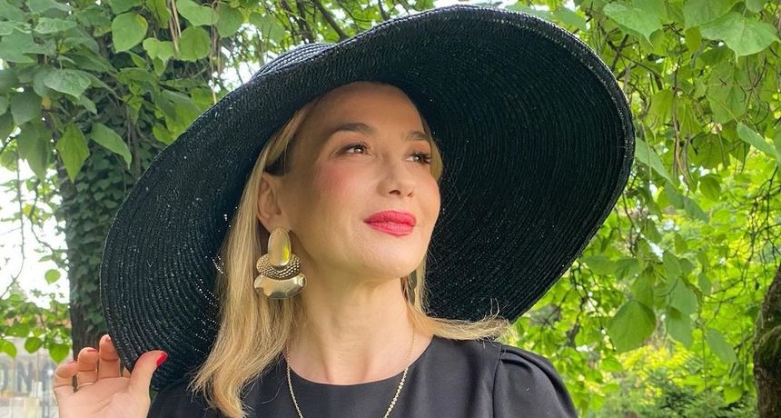 Sjećate se kako je glumica Ecija Ojdanić izgledala prije skoro 20 godina? Fanovi ne prestaju komentirati fotografiju