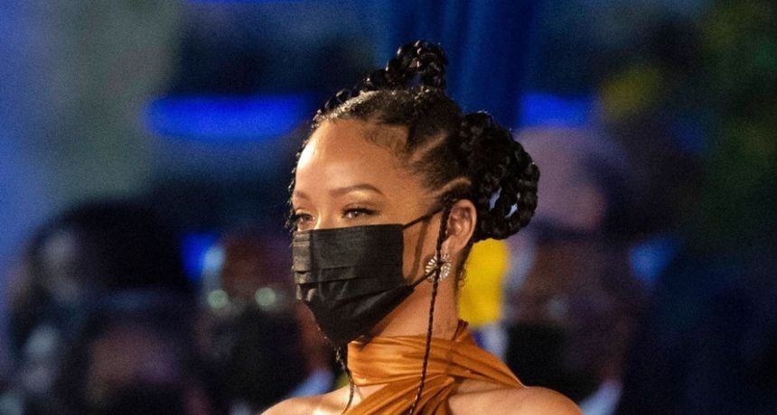 Nakon brojnih šuškanja, ovog puta nije šala? Rihanna na ovim fotkama djeluje kao da je trudna već par mjeseci