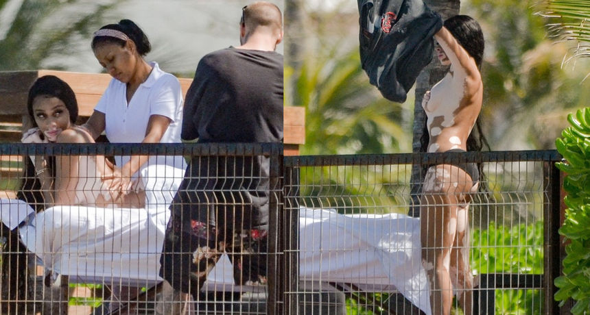 Najzanimljivija manekenka današnjice skinula se u toples, a onda vidjela da je paparazzi fotkaju