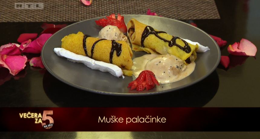 Zanimljiv desert: 'Palačinke, šlag, čokolada, jagode, šampanjac - odličan okus'