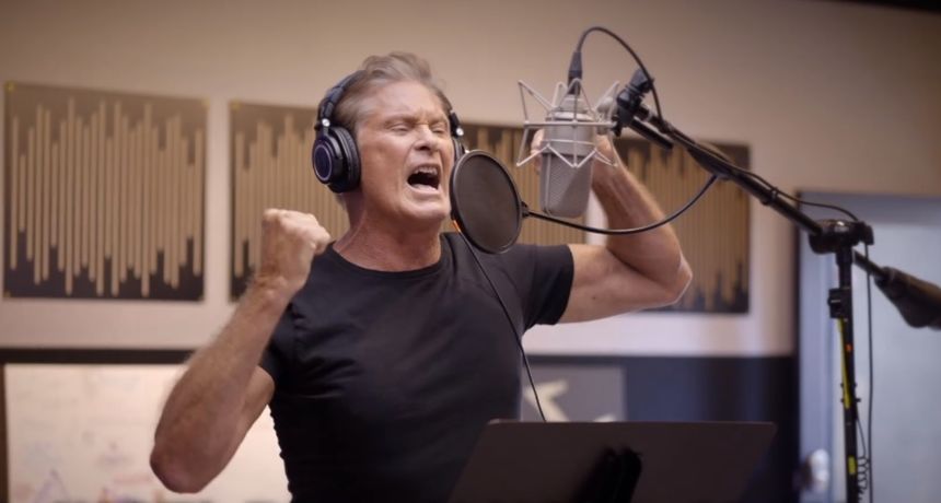 David Hasselhoff iz 'Spasilačke službe' upravo je obradio hit 'I Just Died in Your Arms' i... to morate sami poslušati