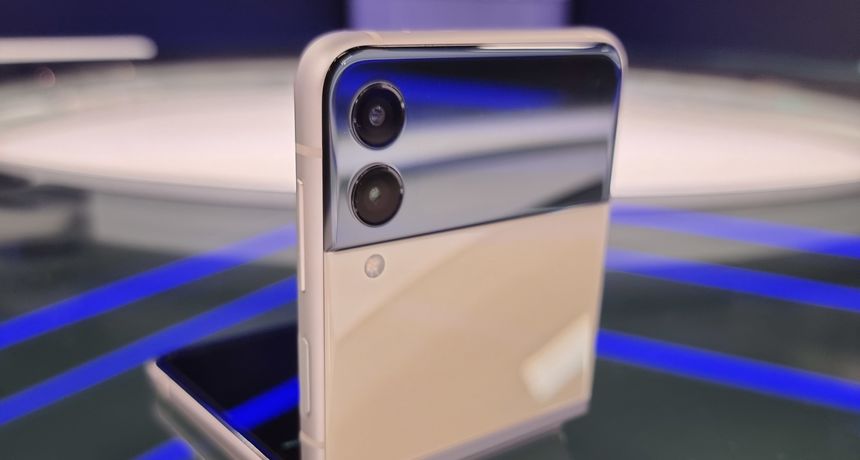 Galaxy Flip 3 5G: Tehnolovac je testirao još jedan Samsungov preklopni telefon, evo što ga je posebno oduševilo!