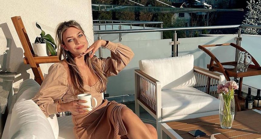 Sonja Kovač pozirala na savršeno uređenoj terasi luksuznog stana koji je nedavno kupila