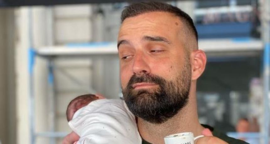 Ivan Šarić pozirao sa sinom, neki se našalili da već vide sličnost