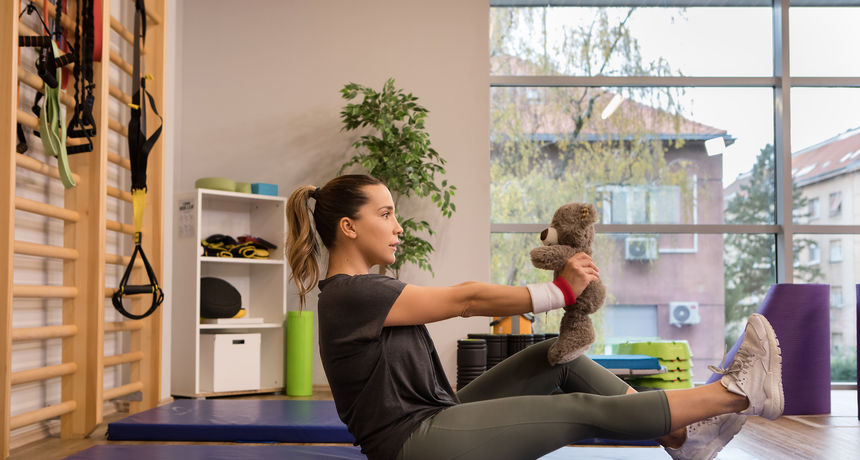'Mama u formi': Trening s bebom
