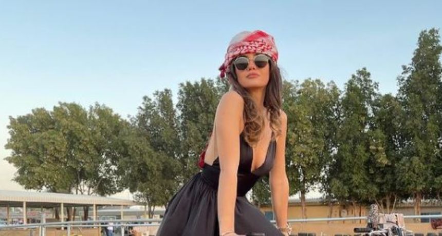 Djevojka Duje Ćaleta-Cara 'pametnim' outfitom vješto sakrila trudnički trbuh