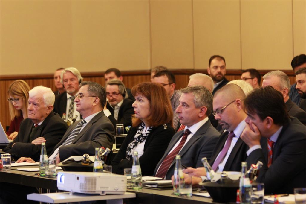 bd2e63ea0ce85b332c800ea6a95e3fa5.jpg?v=2