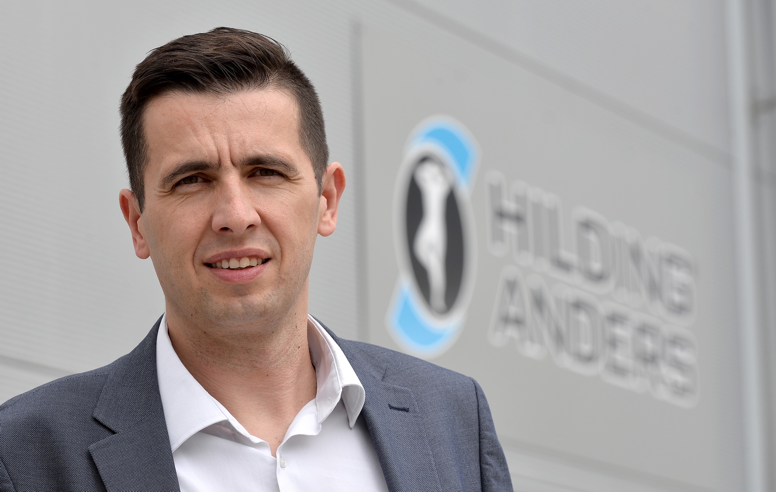 bd69252e608eb17a5f9ecb3047bcc96a.jpg?v=2