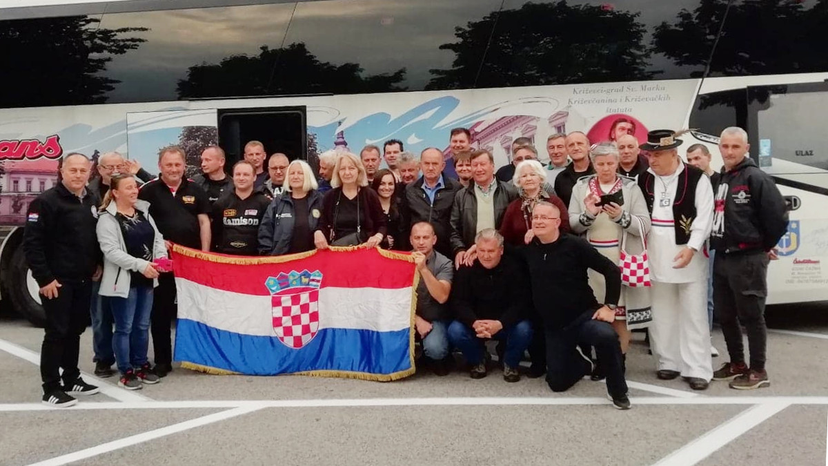 ce0d99ff584176551a8046b4dd5fe474.jpg?v=2