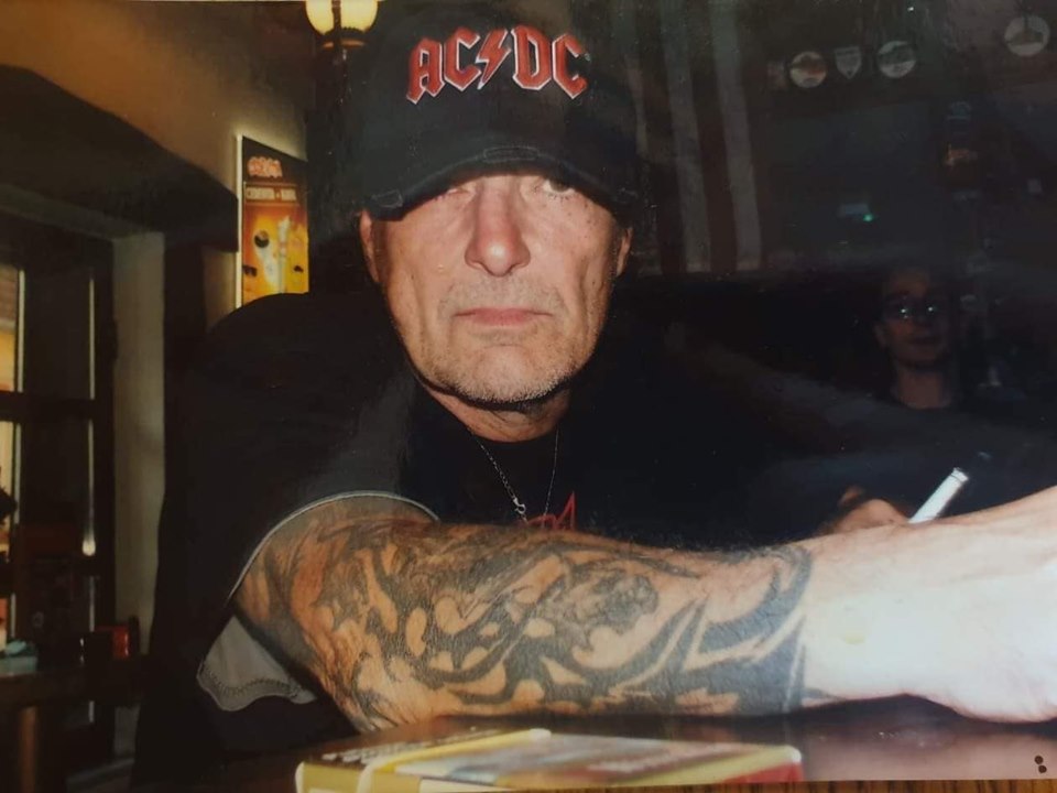 d53867340dd5baf9de49ba2fdfc9a9b9.jpg?v=2