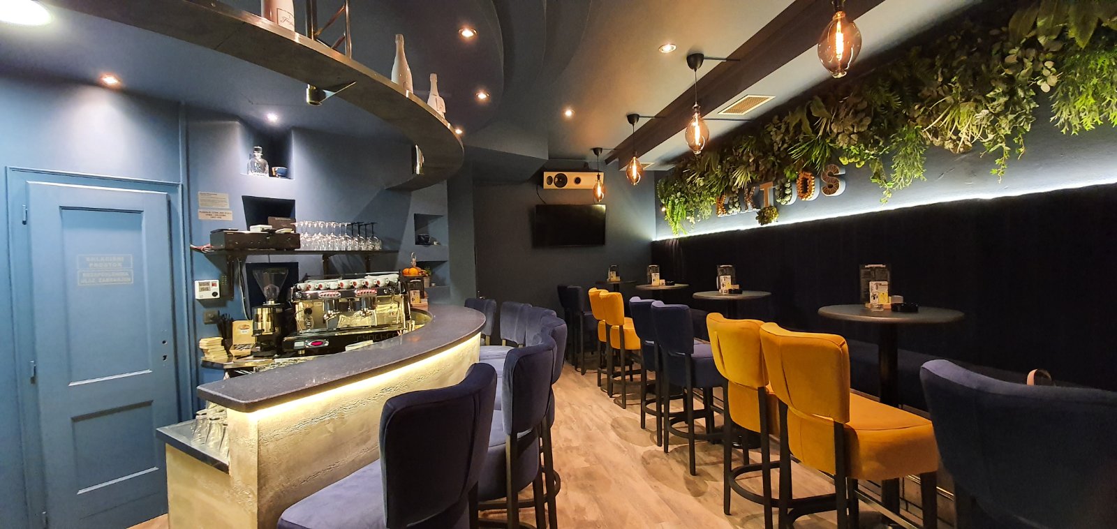 eb87356f8b914fa5323232b55b35f550.jpg?v=2