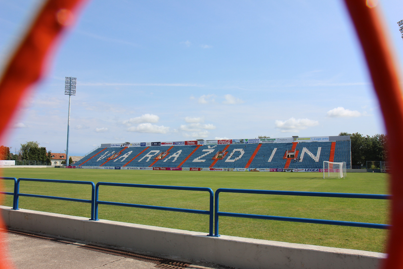 f218a621116e5fe908e7d4840429ec02.jpg?v=2