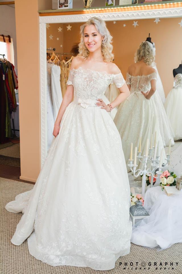 fdbcc3dda3fae9d53bc16ca2a1c8aa42.jpg?v=2